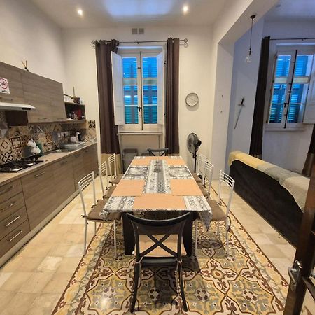 Spacious 4-Bedrooms Townhouse In Tas-Sliema Eksteriør billede