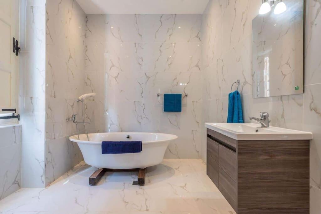 Spacious 4-Bedrooms Townhouse In Tas-Sliema Eksteriør billede