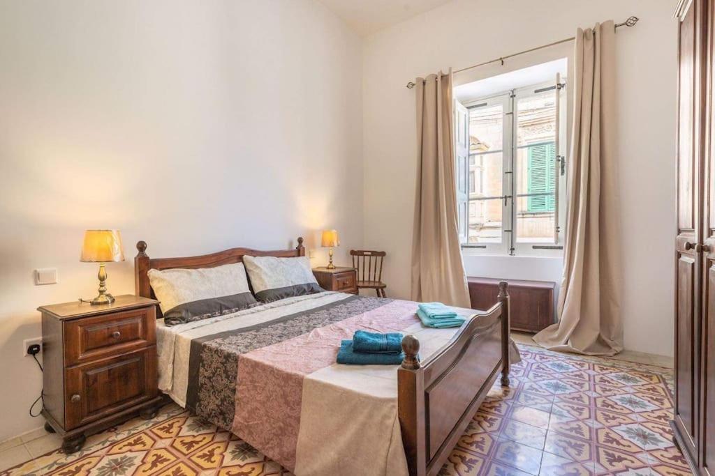 Spacious 4-Bedrooms Townhouse In Tas-Sliema Eksteriør billede