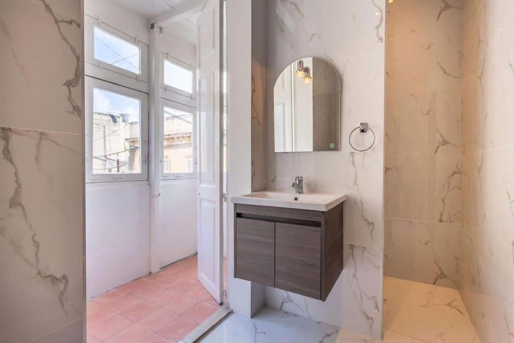 Spacious 4-Bedrooms Townhouse In Tas-Sliema Eksteriør billede